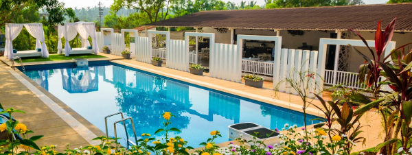 White Woods Resort by Stone Wood